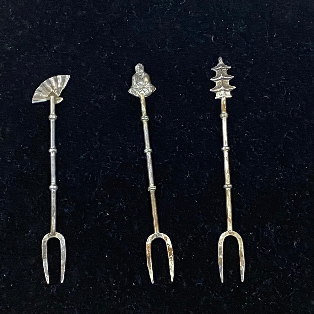Vintage Japanese Export Sterling Silver Figural Cocktail Forks Set of 6 Boxed - Picture 7 of 8